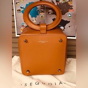 Sequoia Caramel Cube Bag